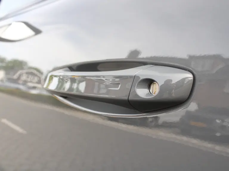 Peugeot e-308 SW GT 54 kWh 156PK Navigatie, Achteruitrijcamera, Stoel en Stuurverwarming, Parkeersensoren Voor & Achter afbeelding 7
