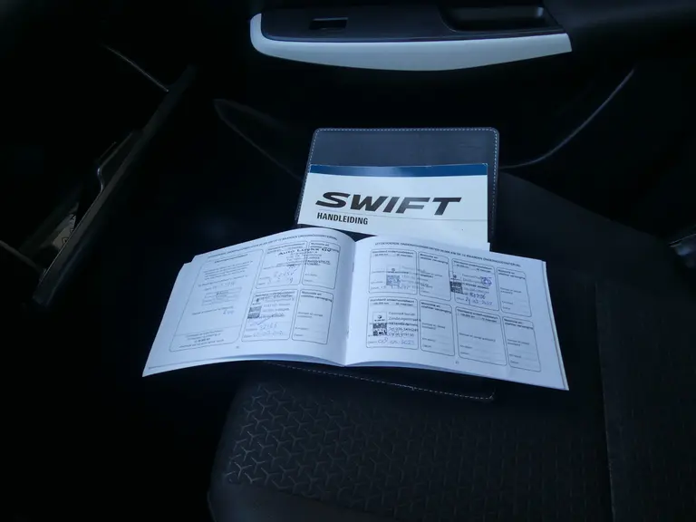 Suzuki Swift 1.2 Select AUTOMAAT, Airco, Navigatie, Camera, Parkeersensoren Stoelverwarming afbeelding 24