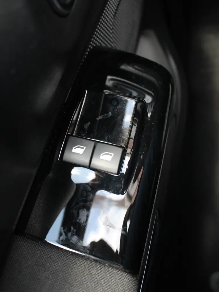 Citroën C3 1.2 PureTech Max Airco, Cruise Control, DAB afbeelding 15