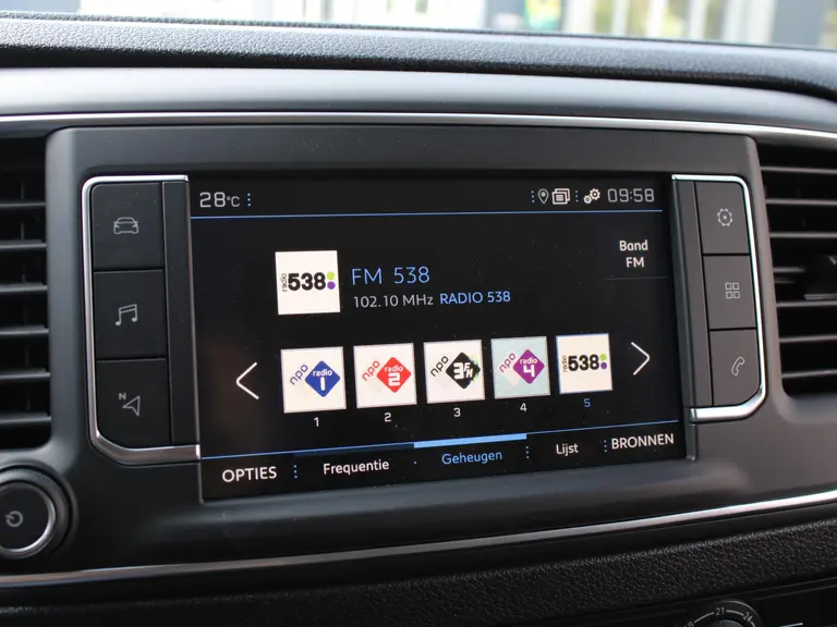 Peugeot Expert 2.0 BlueHDI 145PK S&S L2 Trekhaak, Navigatie, Achteruitrijcamera, Cruise Control, Airco afbeelding 22
