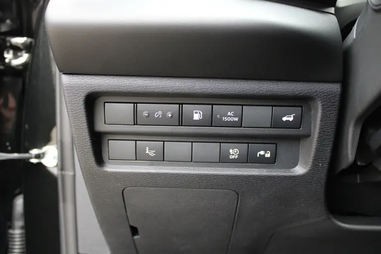 Mitsubishi Outlander 2.4 PHEV First Edition 20" LM velgen, Stuur+stoelverwarming, Standkachel, Premium audio, PDC V+A, afbeelding 19