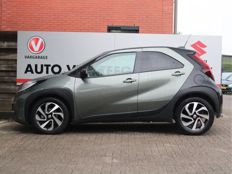 Toyota Aygo X 1.0 VVT-i MT Pulse Achteruitrijcamera, Cruise Control Adaptief, Airco Automatisch, DAB Radio afbeelding 15