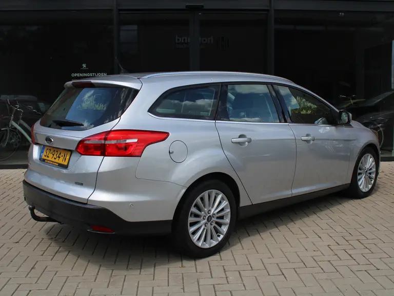 Ford FOCUS Wagon 1.0 Titanium 125PK Navigatie, Camera, Trekhaak afbeelding 6