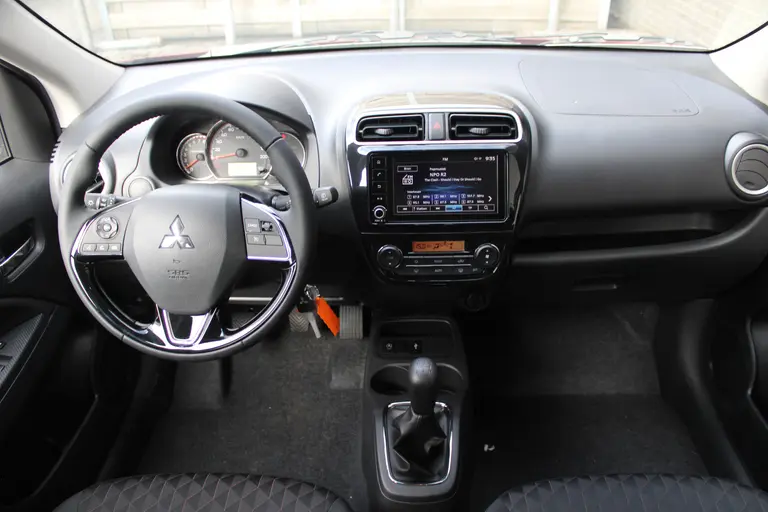 Mitsubishi Space Star 1.2 Dynamic Cruise/Climate control, Apple carplay, Android auto, LM velgen, Privacy glass afbeelding 19