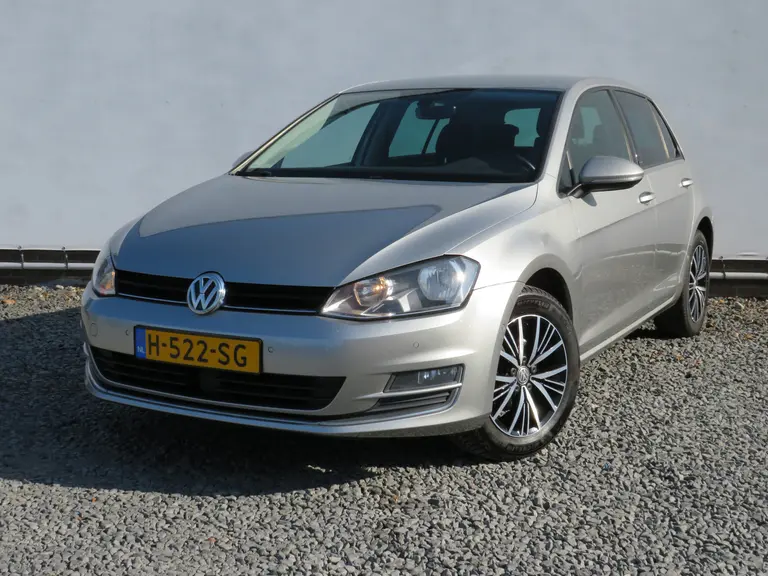 Volkswagen Golf 1.2 TSI Highline, Trekhaak, Parkeersensoren, Navigatie afbeelding 41