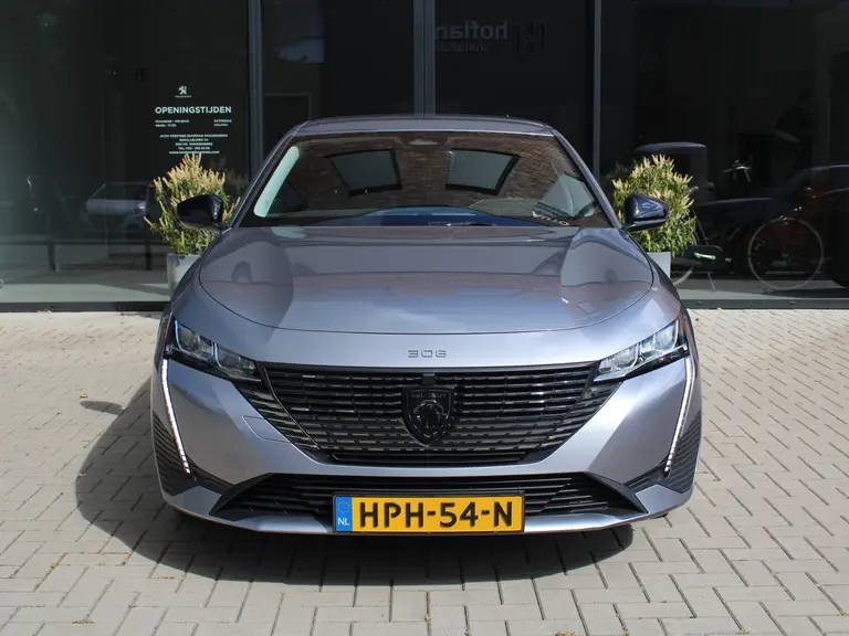 Peugeot 308 SW 1.2 PureTech 130PK Allure Adaptieve Cruis Control, Navigatie, Getinte Ramen afbeelding 3