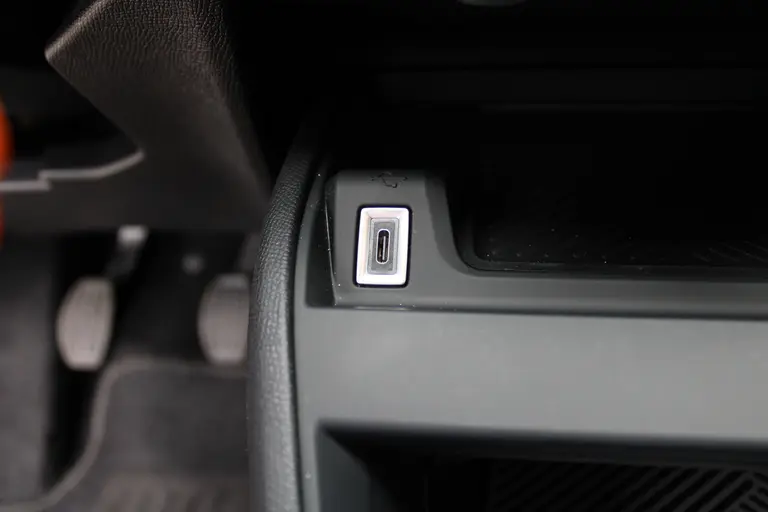 Citroën C4 1.2 Puretech 130 You Cruise/Climate control, Camera, Apple carplay/Android, Radio/DAB, afbeelding 24