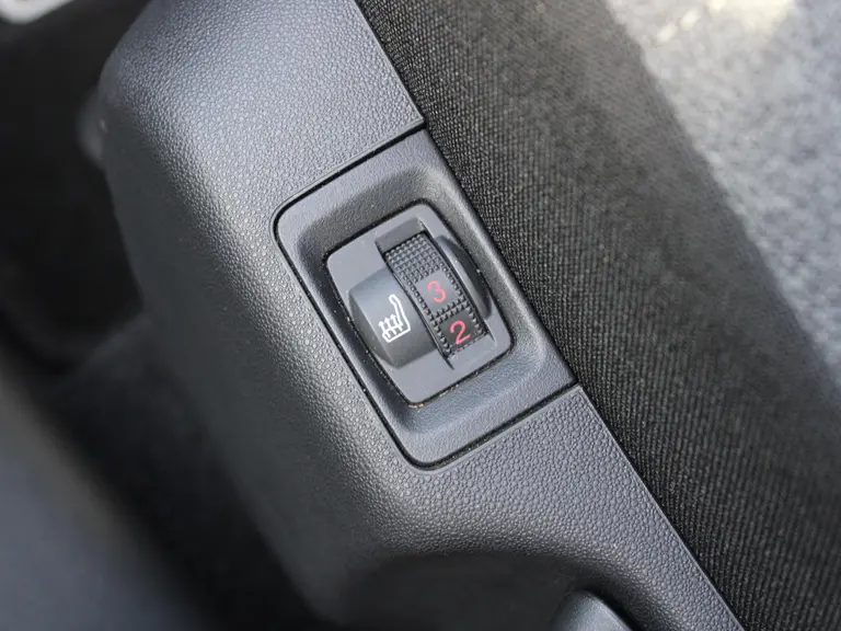 Citroën C3 Business 1.2 PureTech 82PK Navigatie, Achteruitrijcamera, Parkeersensoren, Keyless Entry & Start, Stoelverwarming, Apple Carplay, Android Auto afbeelding 16