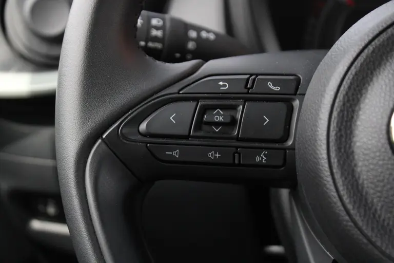 Toyota Aygo X 1.0 VVT-i S-CVT Pulse Automaat Adaptieve Cruise Control, Carplay/Android Auto, Achteruitrijcamera, Airco afbeelding 28