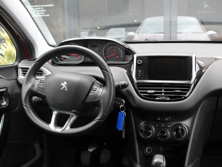 Peugeot 208 1.2 VTi 82PKStyle Lichtmetalen velgen, Airco, Navigatie en Getinte Ramen afbeelding 12
