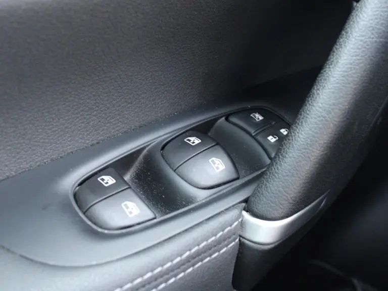 Nissan QASHQAI Premium Edition 1.3 160PK DIG-T DCT7 Automaat Leder, Panoramadak, Keyless, Navigatie, Rondomzichtcamera, Trekhaak afbeelding 19