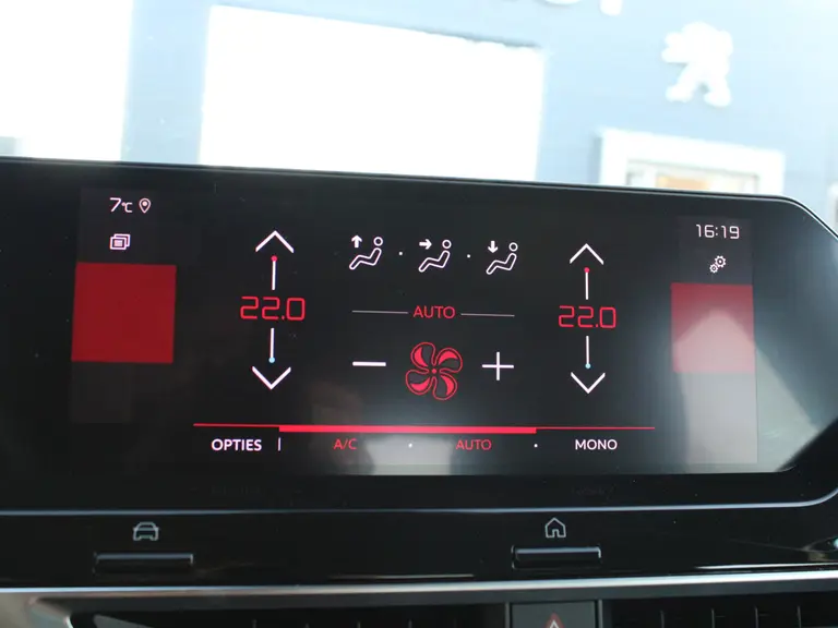 Citroën C4 1.2 Puretech 100PK Feel Navigatie, Parkeersensoren Achter, Cruise Control, Climate Control, Led Koplampen afbeelding 21