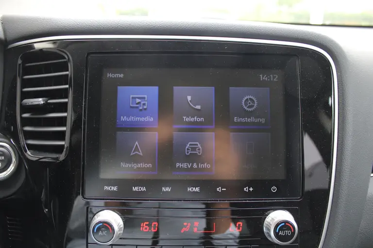 Mitsubishi Outlander 2.4 PHEV Intense+ Cruise/Climate control, Apple carplay/Android auto, Camera, Stoelverwarming, 18"LM velgen, afbeelding 19