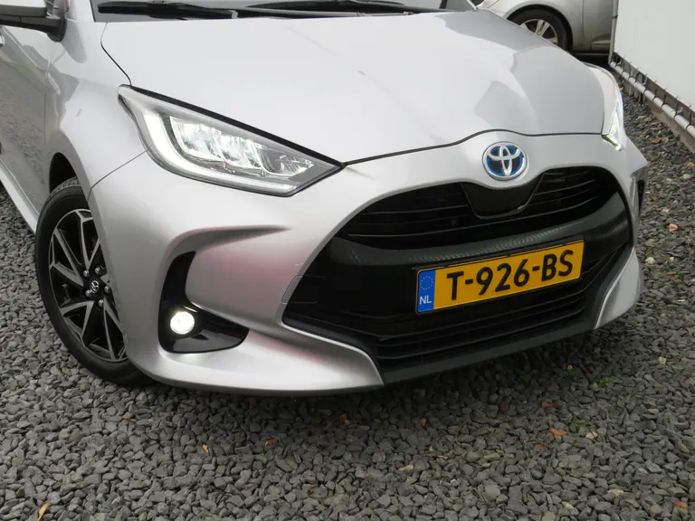 Toyota Yaris 1.5 Hybrid Dynamic, Automaat, ORG NL, 10.000 KM. LM-Velgen, Apple carplay/Androidauto afbeelding 32