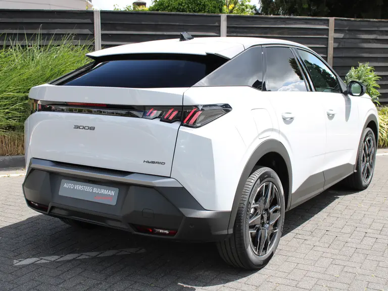 Peugeot 3008 Allure 1.2 Hybrid 145PK e-DCS6 Automaat Navigatie, Achteruitrijcamera, Keyless Entry & Start Stoelverwarming, Apple Carplay, Android Auto afbeelding 8