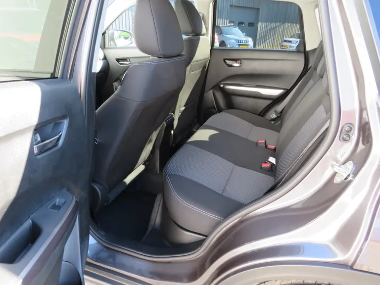 Suzuki Vitara 1.4 Boosterjet Select Smart Hybrid, NIEUWE Auto Draadloos Carplay en 6 jaar Garantie! afbeelding 10