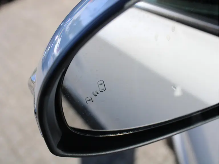 Toyota C-HR 1.8 Hybrid Dynamic Automaat Navigatie, Cruise Control Adaptief, Parkeersensoren Voor en Achter, Airco Automatisch afbeelding 9