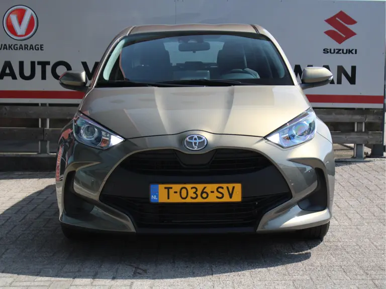 Toyota Yaris 1.0 VVT-i Active Achteruitrijcamera, Bluetooth, Cruise Control Adaptief, Airco afbeelding 10