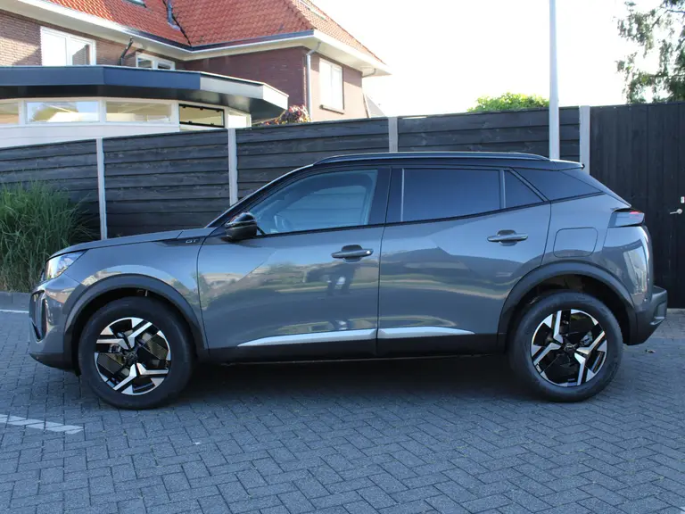 Peugeot 2008 GT 1.2 Hybrid 145PK Automaat Navigatie, Camera 360, Adaptieve cruise control, Lichtmetalen velgen afbeelding 9