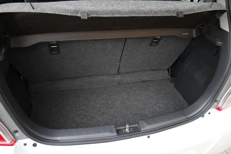 Suzuki Celerio 1.0 Comfort Airco, Bluetooth, Elektrische Ramen, Centrale Vergrendeling afbeelding 16