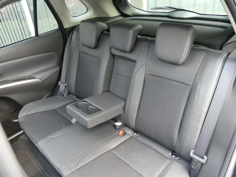 Suzuki S-Cross 1.5 Hybrid Style Automaat, Panoramadak, Navigatie, 6 JAAR GARANTIE afbeelding 25