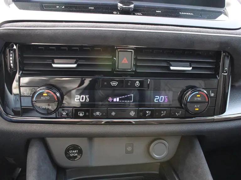 Nissan QASHQAI 1.5 e-Power N-Design 190PK Automaat Keyless entry, Keyless start, Navigatie, Stoelverwarming, Stuurverwarming, Panoramadak afbeelding 38
