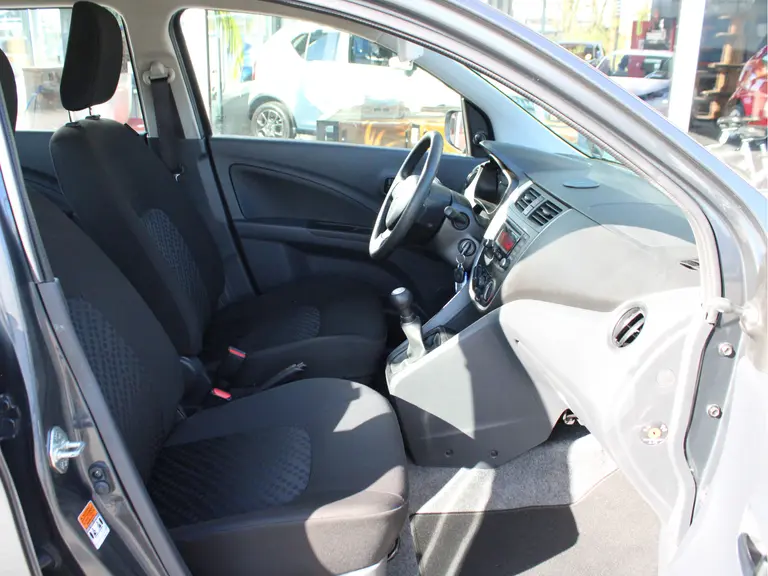 Suzuki Celerio 1.0 Comfort Airco, Parkeersensoren Achter, Bluetooth, Elektrische Ramen Voor, Radio/CD afbeelding 8