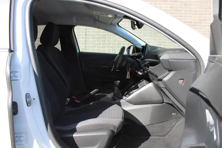 Peugeot 208 1.2 PureTech Active Pack 75pk, Applecarpl./Andr. Auto, Airco, Navigatie, Parkeersensor achter afbeelding 26