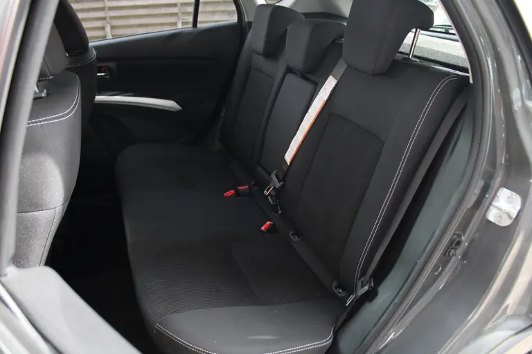 Suzuki S-Cross 1.0 Boosterjet Select Achteruitrijcamera, Cruise Control, Climate Control, Stoelverwarming afbeelding 6