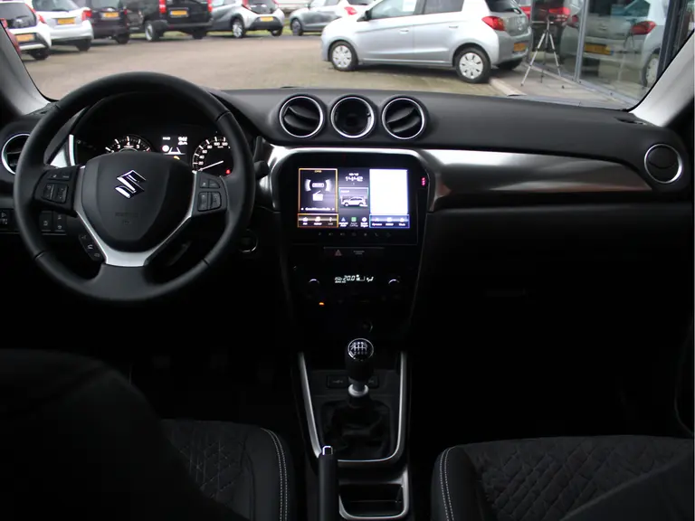 Suzuki Vitara 1.4 Boosterjet Style Smart Hybrid Leder/Alcantara Bekleding, Adaptieve Cruise en Climate Control afbeelding 17