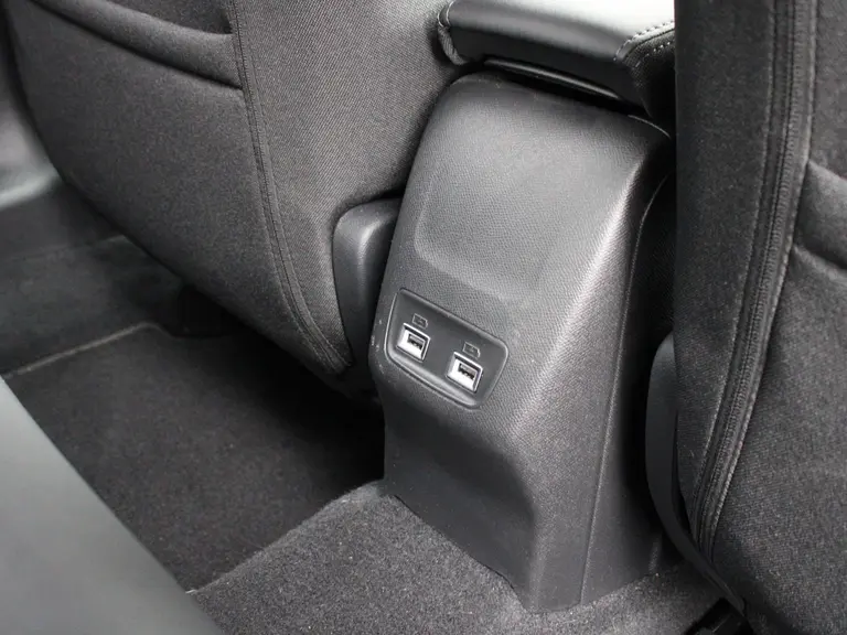 Peugeot 208 1.2 PureTech Allure 100PK EAT8 Automaat Navigatie, Camera achter, Parkeerhulp Achter, Lichtmetalen velgen, Cruise Control afbeelding 35