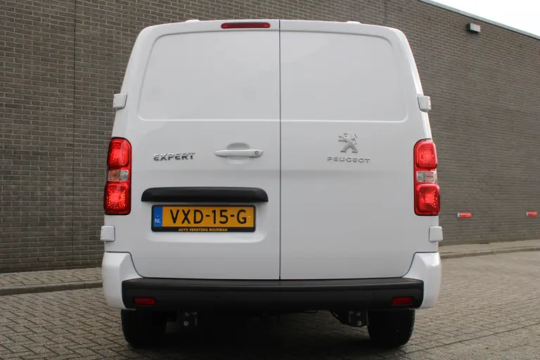 Peugeot Expert 2.0 BlueHDI 145PK L3 Dubbele Cabine Navigatie, Achteruitrijcamera, Trekhaak Afneembaar, Airco, Parkeersensoren Achter, Bluetooth, Cruise Control afbeelding 6