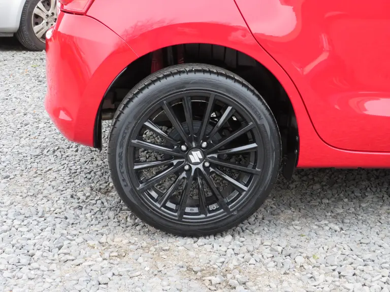 Suzuki Swift 1.2 Select, 17 inch LM-Velgen, Camera, Dealer onderhouden met Applecarplay/Androidauto afbeelding 5