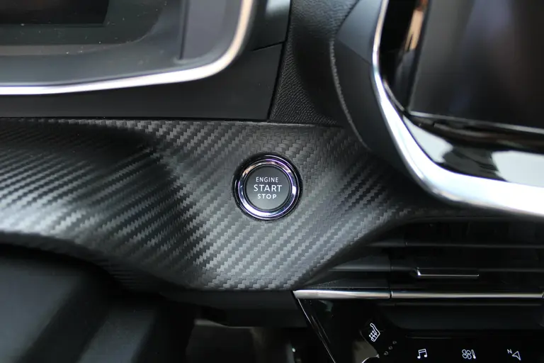 Peugeot e-208 EV GT 350 50 kWh Inclusief batterijtest Panoramadak, Navigatie, Cruise/Climate control, Apple carplay/Android auto, afbeelding 16