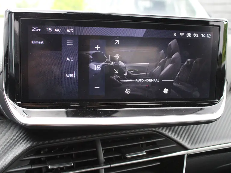 Peugeot 2008 Allure 1.2 PureTech 100PK Navigatie, Camera Achter, parkeerhulp voor en achter, Apple Carplay/Android auto draadloos afbeelding 19