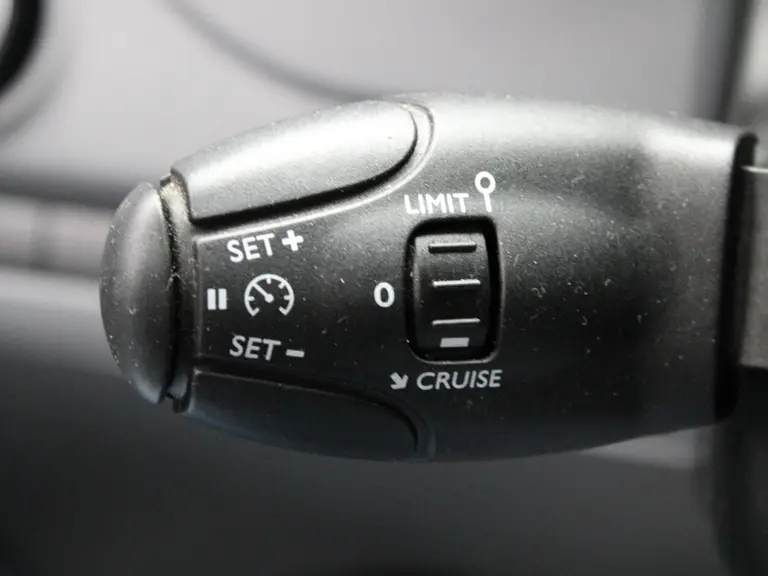 Peugeot Expert Premium Pack 2.0 BlueHDI 120PK 231C Navigatie, Parkeersensoren Achter, Cruise Control, Airco, Bluetooth, Grip Control afbeelding 20