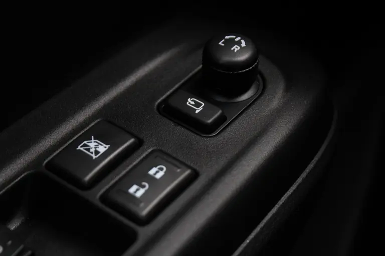 Suzuki Swift 1.2 Style Smart Hybrid CVT Automaat NIEUW MET 6 JAAR GARANTIE! Navigatie, Adaptieve Cruise Control, Stoelverwarming, Climate Control afbeelding 33