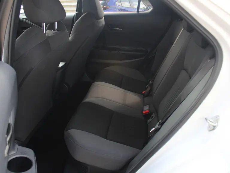 Toyota C-HR 1.8 Hybrid 140 First Edition Automaat 360° Camera, Elektrische Achterklep, Draadloze Carplay\Android Auto, Keyless Go afbeelding 46