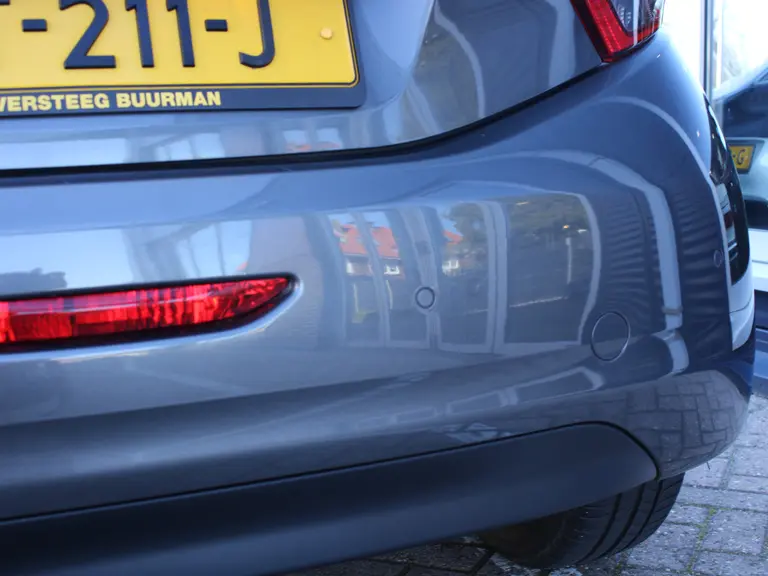 Peugeot 208 1.2 PureTech Tech 110PK Edition 5-drs Parkeerhulp voor en achter met camera, Navigatie, Apple Carplay/AndroidAuto, Panoramadak afbeelding 12