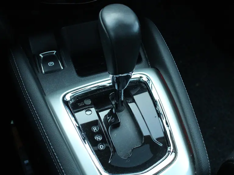 Nissan QASHQAI N-Connecta 1.2 115PK X-Tronic CVT Automaat Navigatie, Rondomzicht Camera, DAB, Panoramadak, Parkeersensoren Voor & Achter afbeelding 32