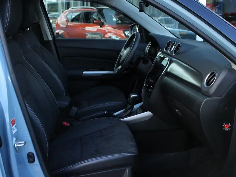 Suzuki Vitara 1.5 Hybrid Style Automaat afbeelding 7