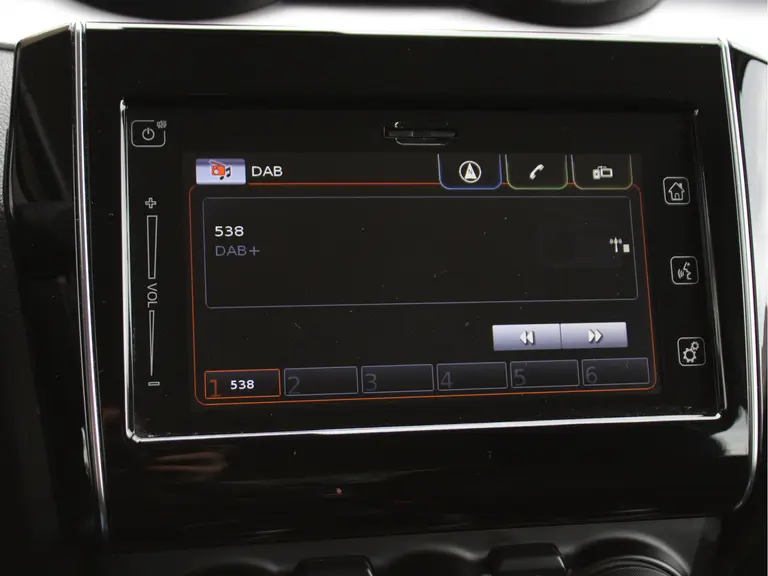 Suzuki Swift 1.2 Style Smart Hybrid Automaat Navigatie, Adaptieve Cruise en Climate Control, Achteruitrijcamera afbeelding 27
