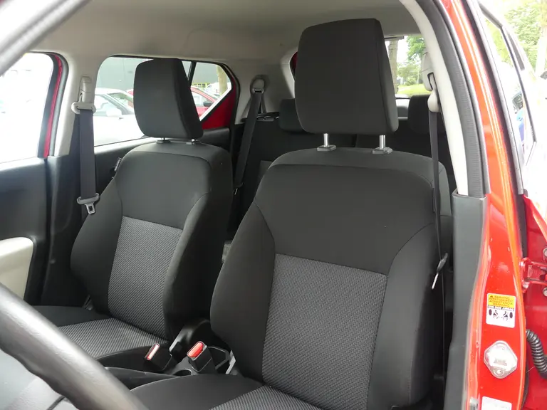Suzuki Ignis 1.2 Smart Hybrid Select Dealer o.h., Airco, Apple carpl/Andr auto, Stoel v.w. afbeelding 9