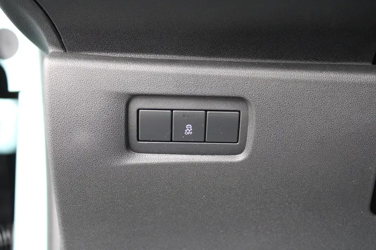 Citroën C3 1.2 PureTech Feel Edition CruiseControl, Bluetooth, Airco, All-season banden afbeelding 13