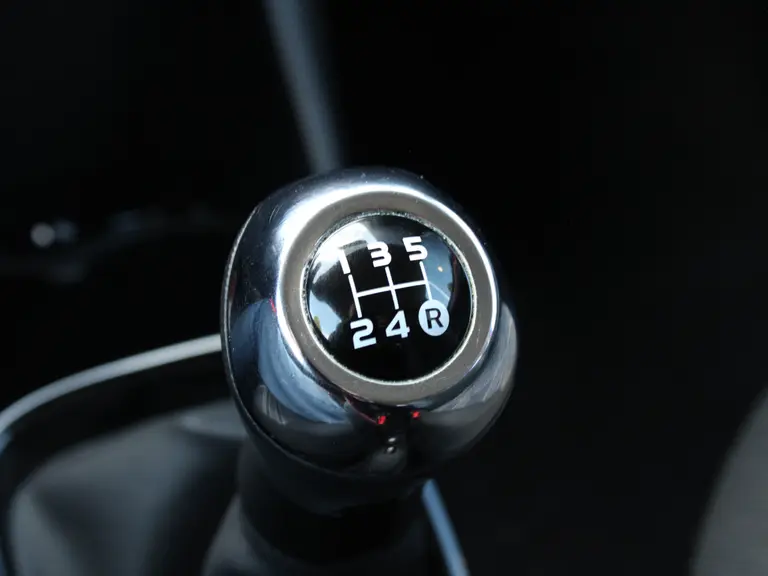 Peugeot 108 Allure 1.0 e-VTi 70PK 5DRS Navigatie, Achteruitrijcamera, Keyless Entry & Start, Cimate Control afbeelding 29