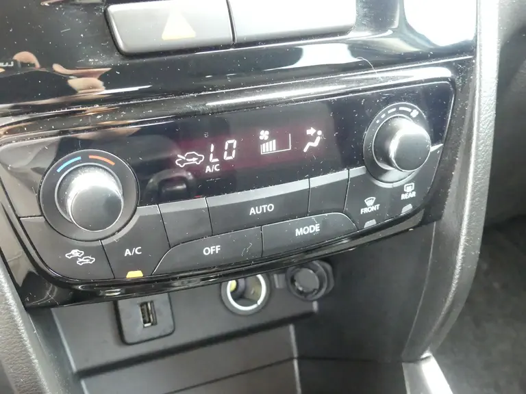 Suzuki Vitara 1.5 Hybrid Select, Automaat, Trekhaak Achteruitrij camera, Cruise Control afbeelding 22