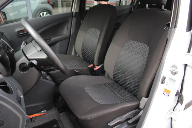 Suzuki Celerio 1.0 Comfort Airco, Bluetooth, Elektrische Ramen, Centrale Vergrendeling afbeelding 6