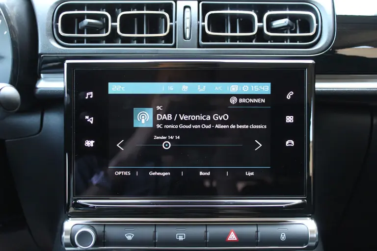 Citroën C3 1.2 PureTech Max 110pk, Automaat, Applecarpl./Andr. Auto, Navigatie, Cruise/Climate Control, Achteruitrijcamera afbeelding 21