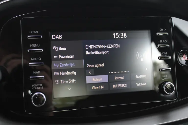 Toyota Aygo X 1.0 VVT-i S-CVT Play Achteruitrijcamera, DAB+ Radio, Airco, Bluetooth, Cruise Control Adaptief € 399,- private lease afbeelding 22