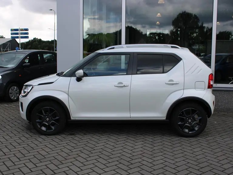 Suzuki Ignis 1.2 Smart Hybrid Style Climat control, Cruise control, Stoelverwarming, Multimediasysteem, Parkeercamera afbeelding 2